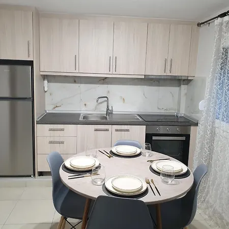 Emerald Apartment *